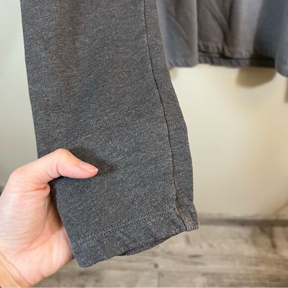 Patagonia Men’s Gray Logo Organic Cotton Crewneck Sweatshirt Medium - Picture 5 of 14